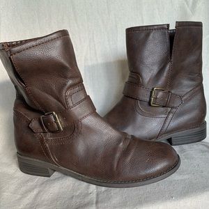Brown Vegan Leather Ankle Moto Boots - Size 9